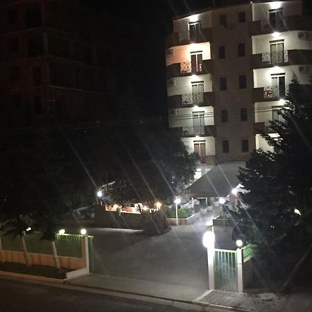 Hotel Blendi ドゥラス エクステリア 写真