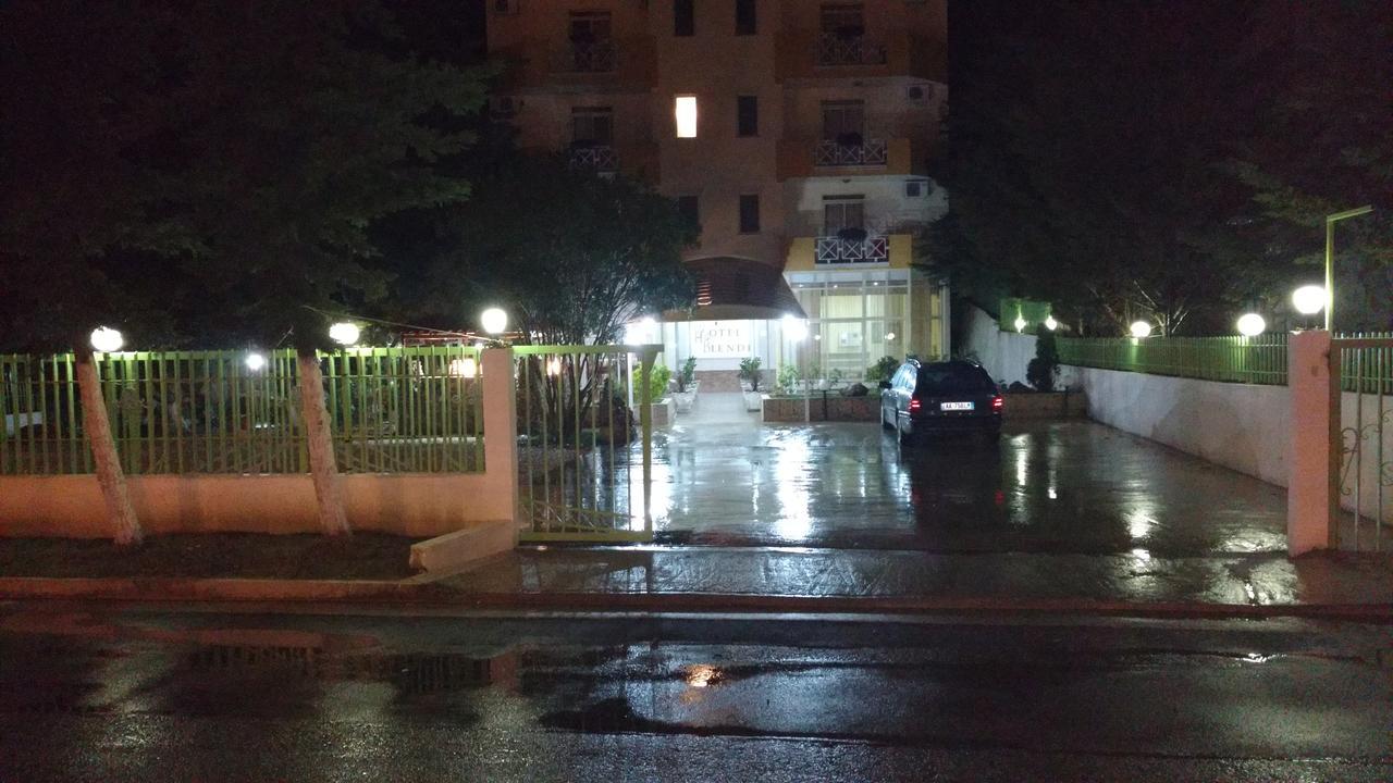 Hotel Blendi ドゥラス エクステリア 写真